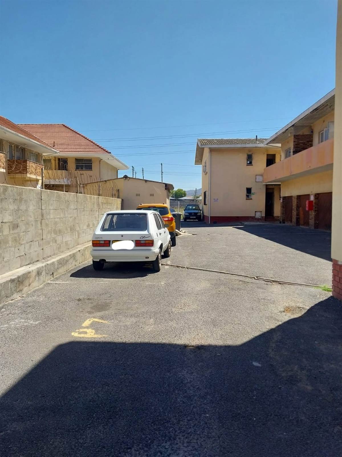 2 Bed Apartment in Parow Valley photo number 23