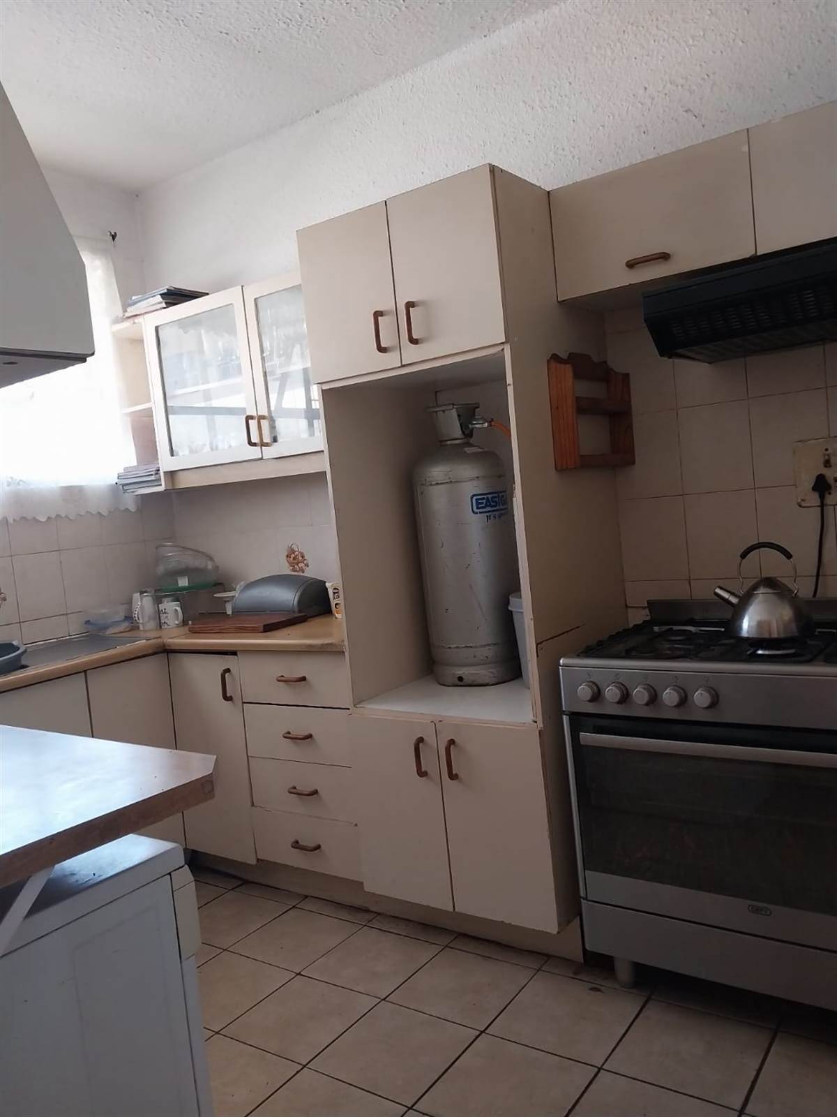 2 Bed Apartment in Parow Valley photo number 13
