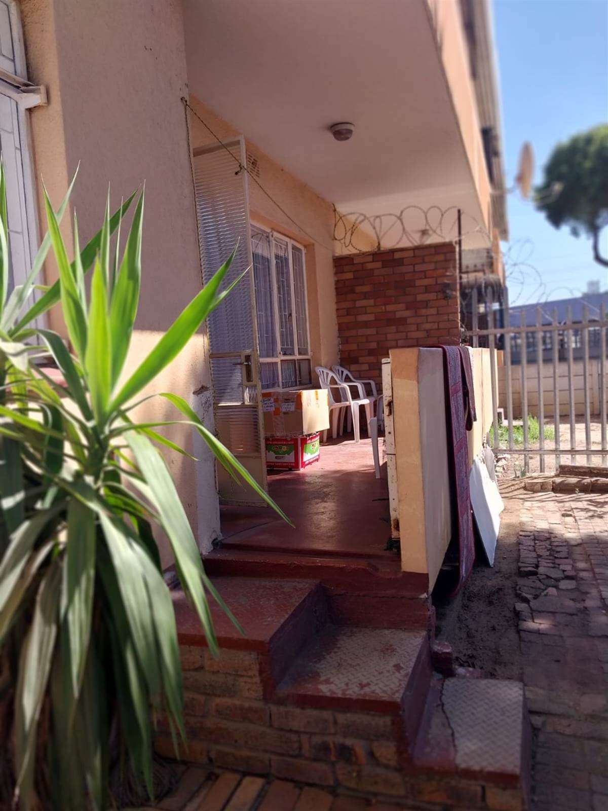 2 Bed Apartment in Parow Valley photo number 25