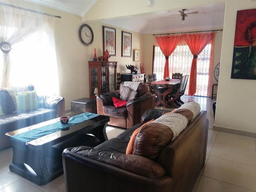 4 Bed House for sale in Glenwood T4802465 Private Property