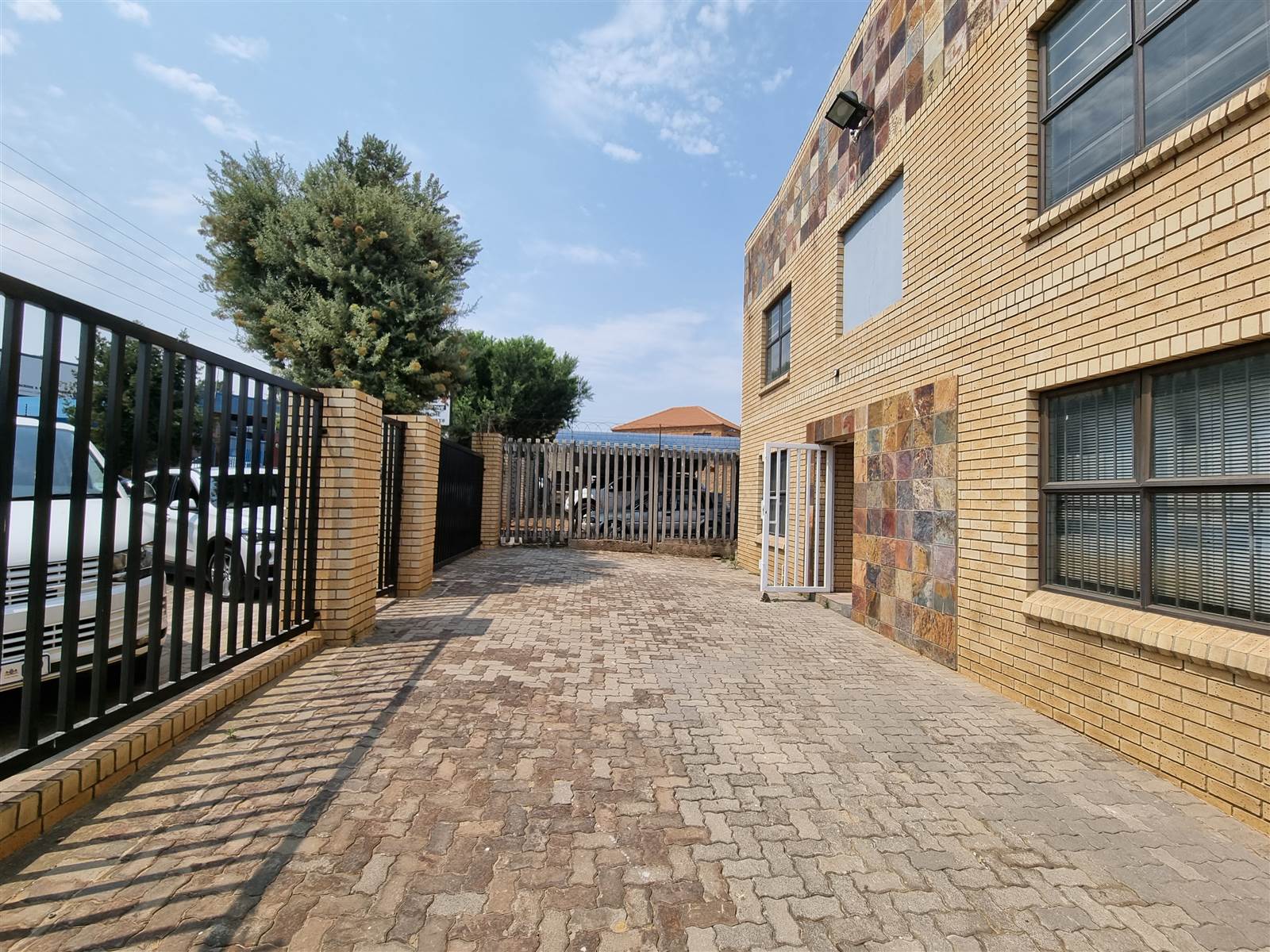 450  m² Industrial space in Edenvale photo number 18