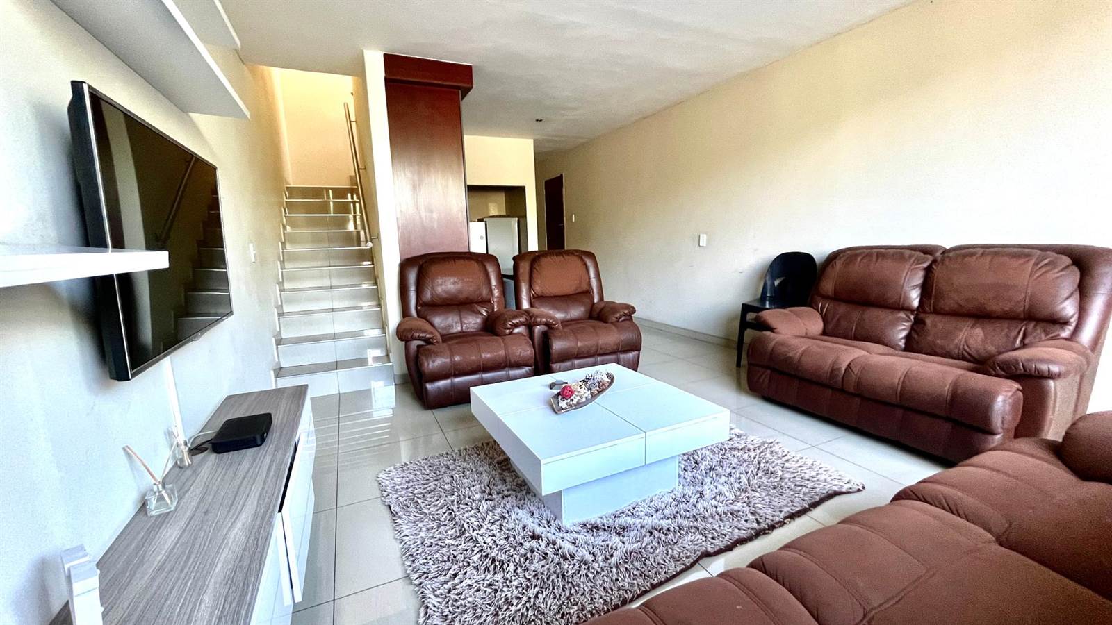 3 Bed Townhouse in Die Heuwel photo number 13