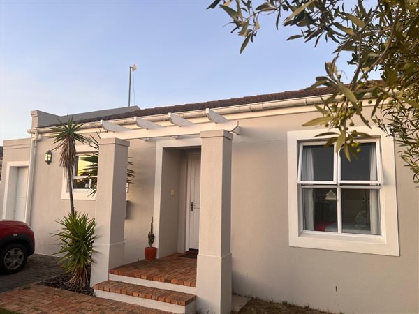2 Bedroom House 2 Bedroom House