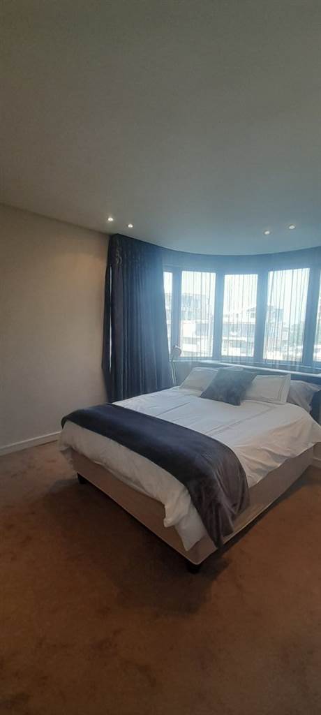 2 Bed Apartment in Morningside photo number 14