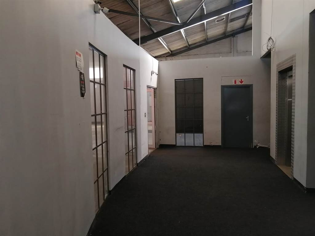 5290  m² Commercial space in Paarden Eiland photo number 26