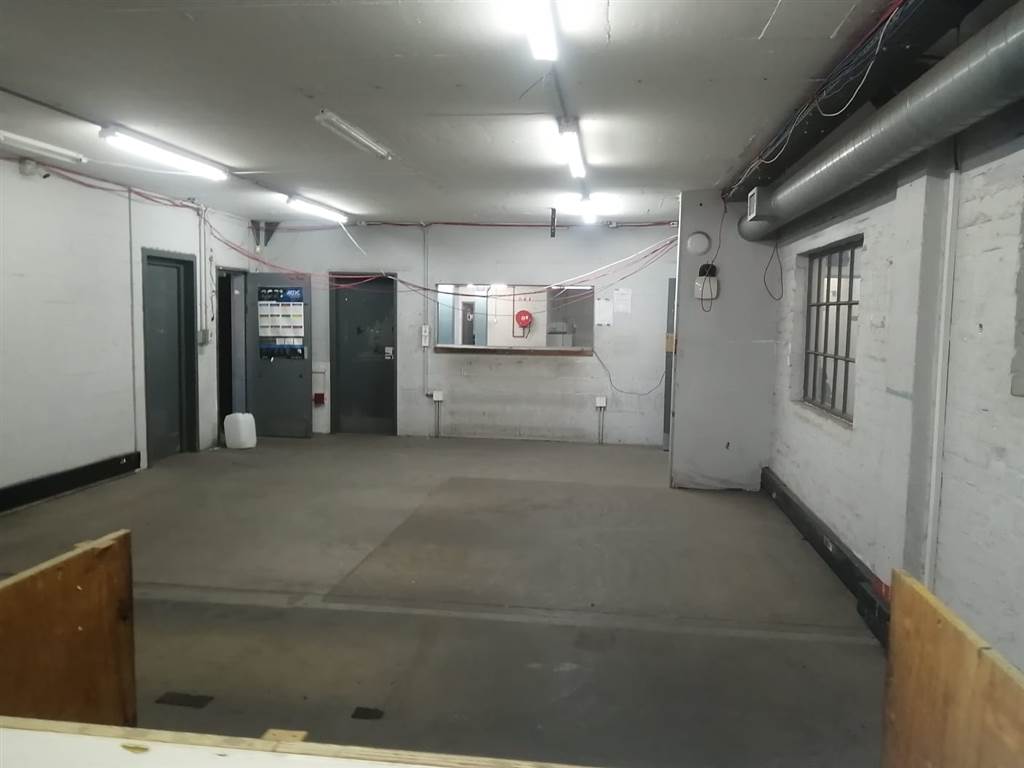 5290  m² Commercial space in Paarden Eiland photo number 15