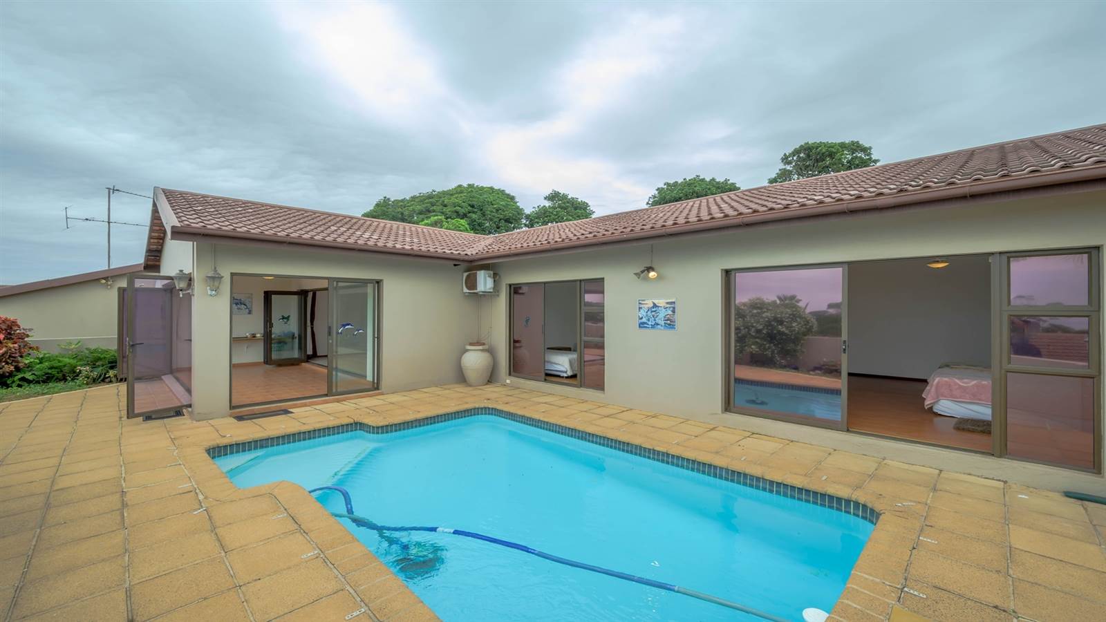 3 Bed Townhouse in Ballito photo number 3