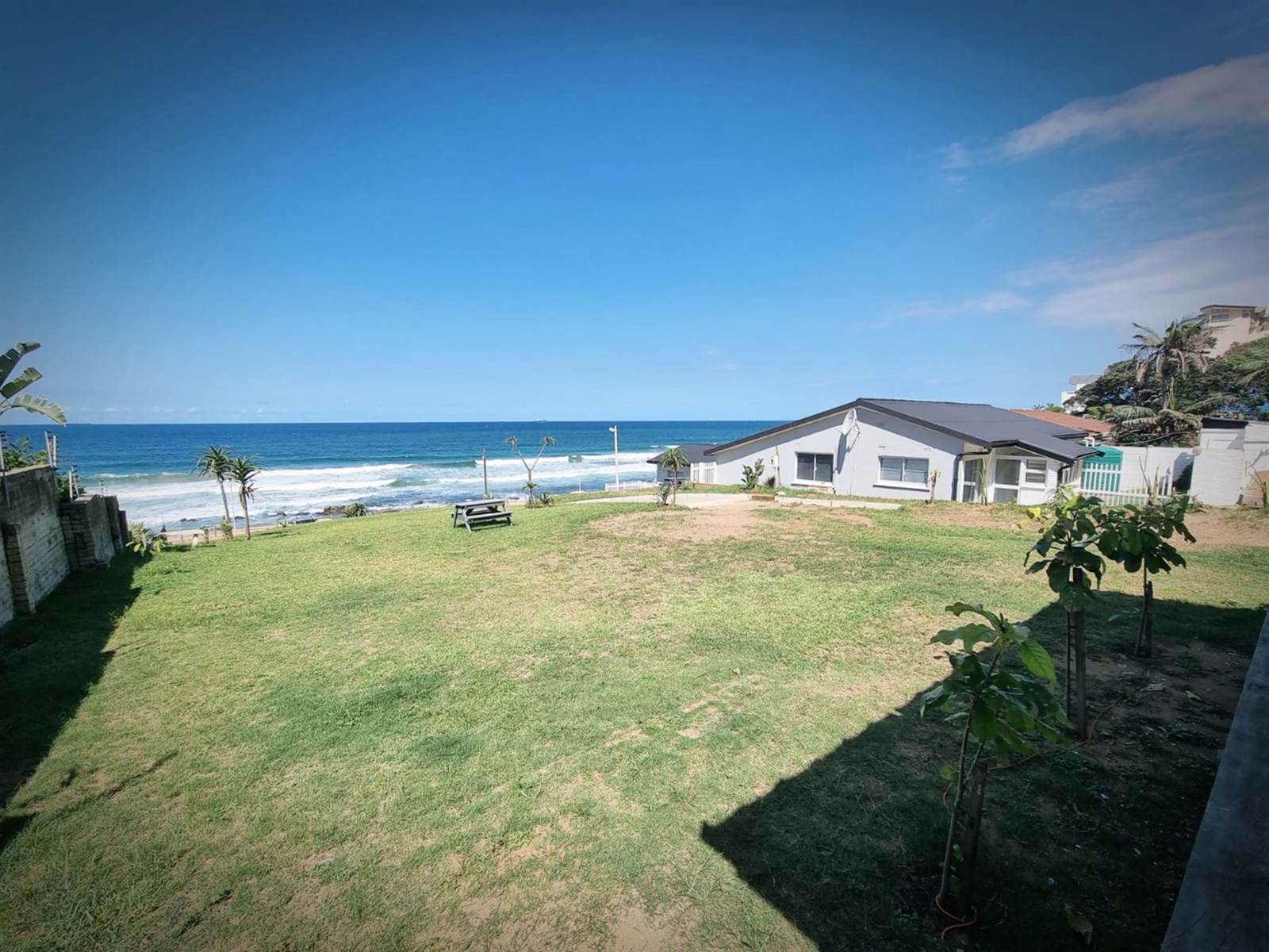 3506 m² Land available in Umdloti Beach photo number 2