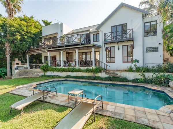 4 Bedroom House 4 Bedroom House