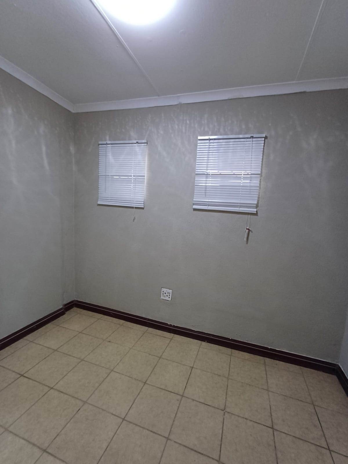 4 Bed House in Polokwane Central photo number 21