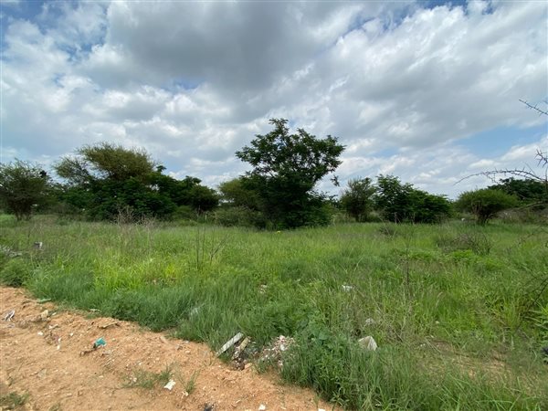 363 m² Land available in Westenburg