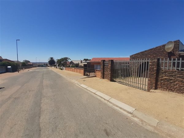 3 Bed House in Louwville