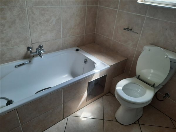 2 Bedroom Townhouse 2 Bedroom Townhouse
