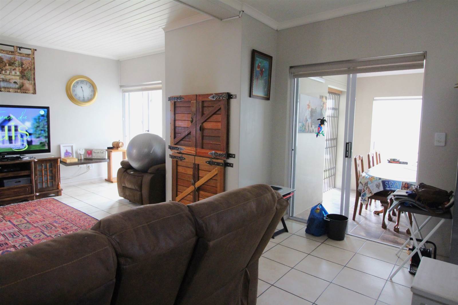 4 Bed House in Port Owen photo number 7