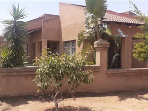 3 Bed House in Winterveldt