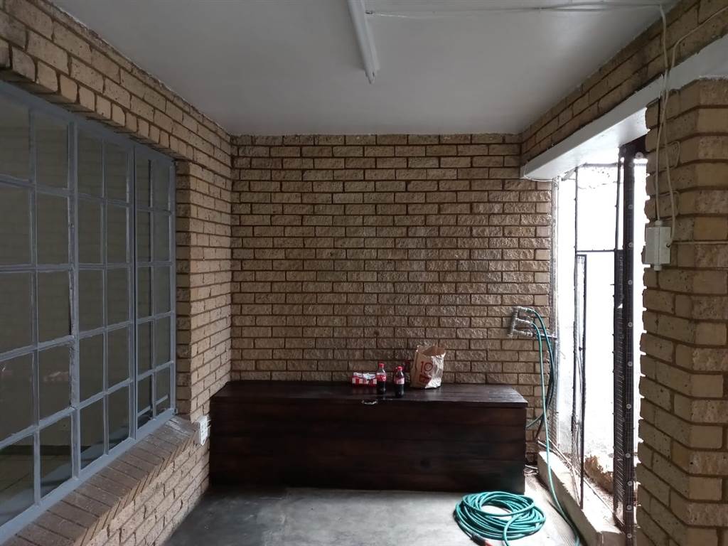 3 Bed Townhouse in Rustenburg Central photo number 30