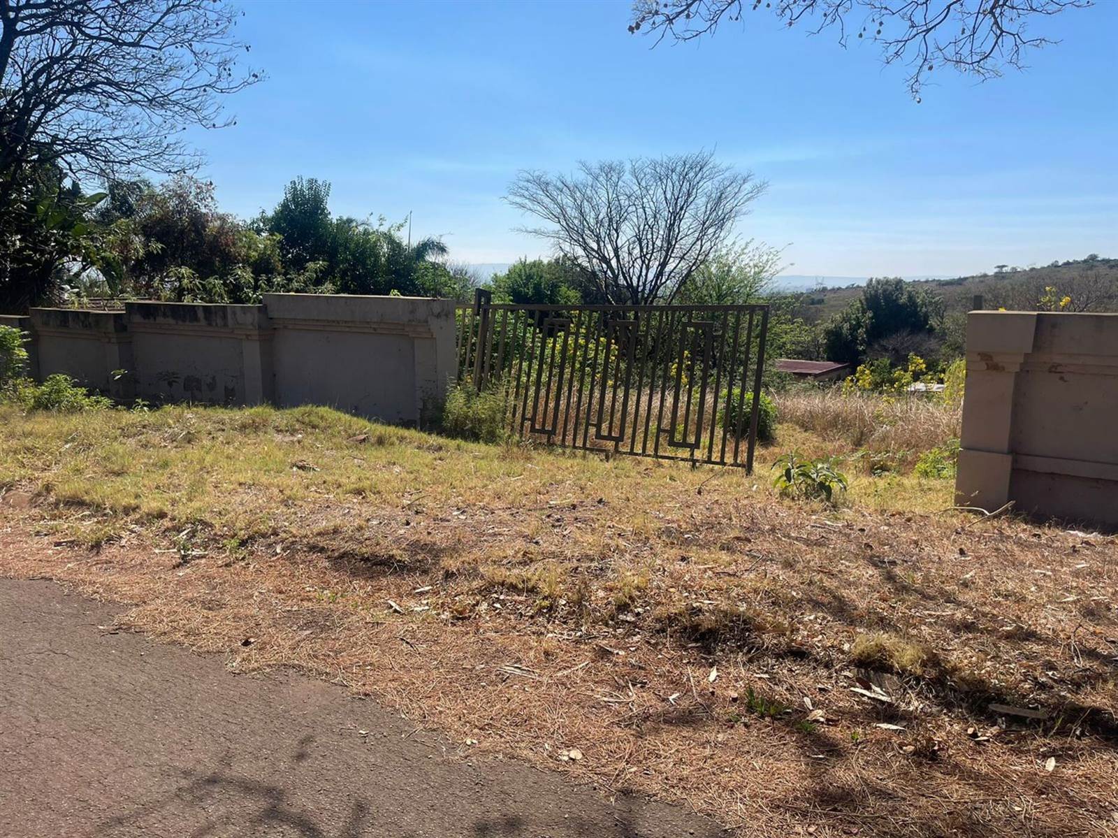 1925 m² Land available in Signal Hill photo number 7