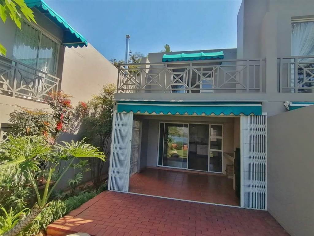 3 Bed Townhouse in Caribbean Beach Club photo number 1