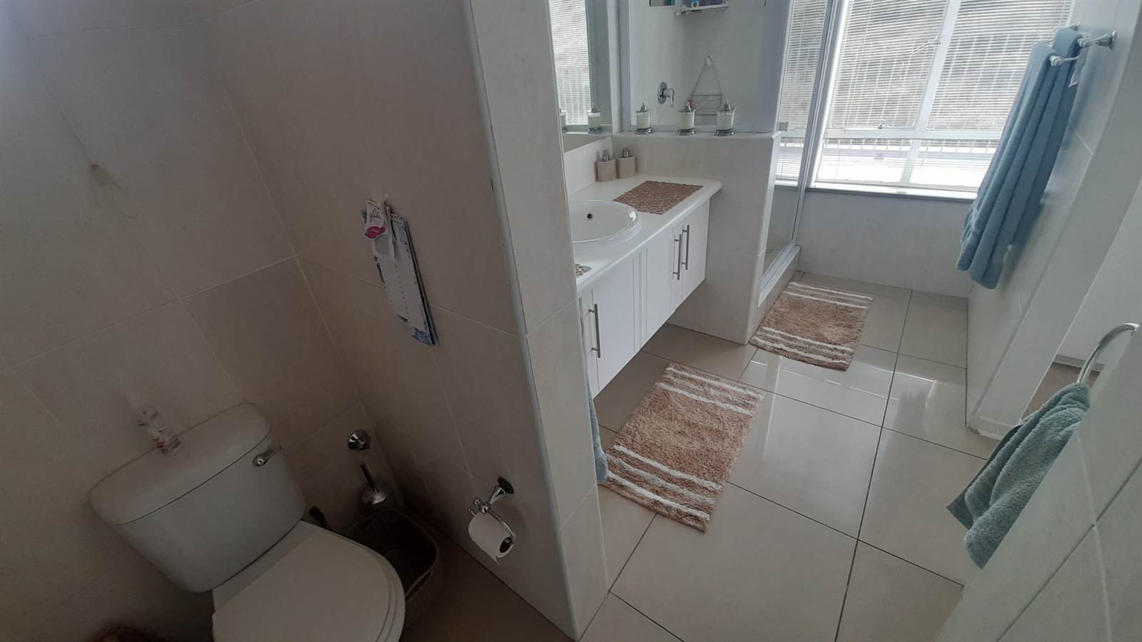 5 Bed Townhouse in Bloemfontein photo number 9