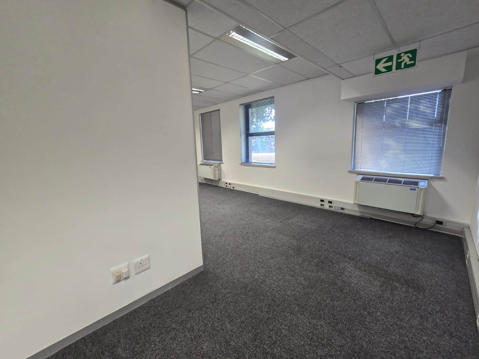 354  m² Commercial space in Mowbray photo number 14