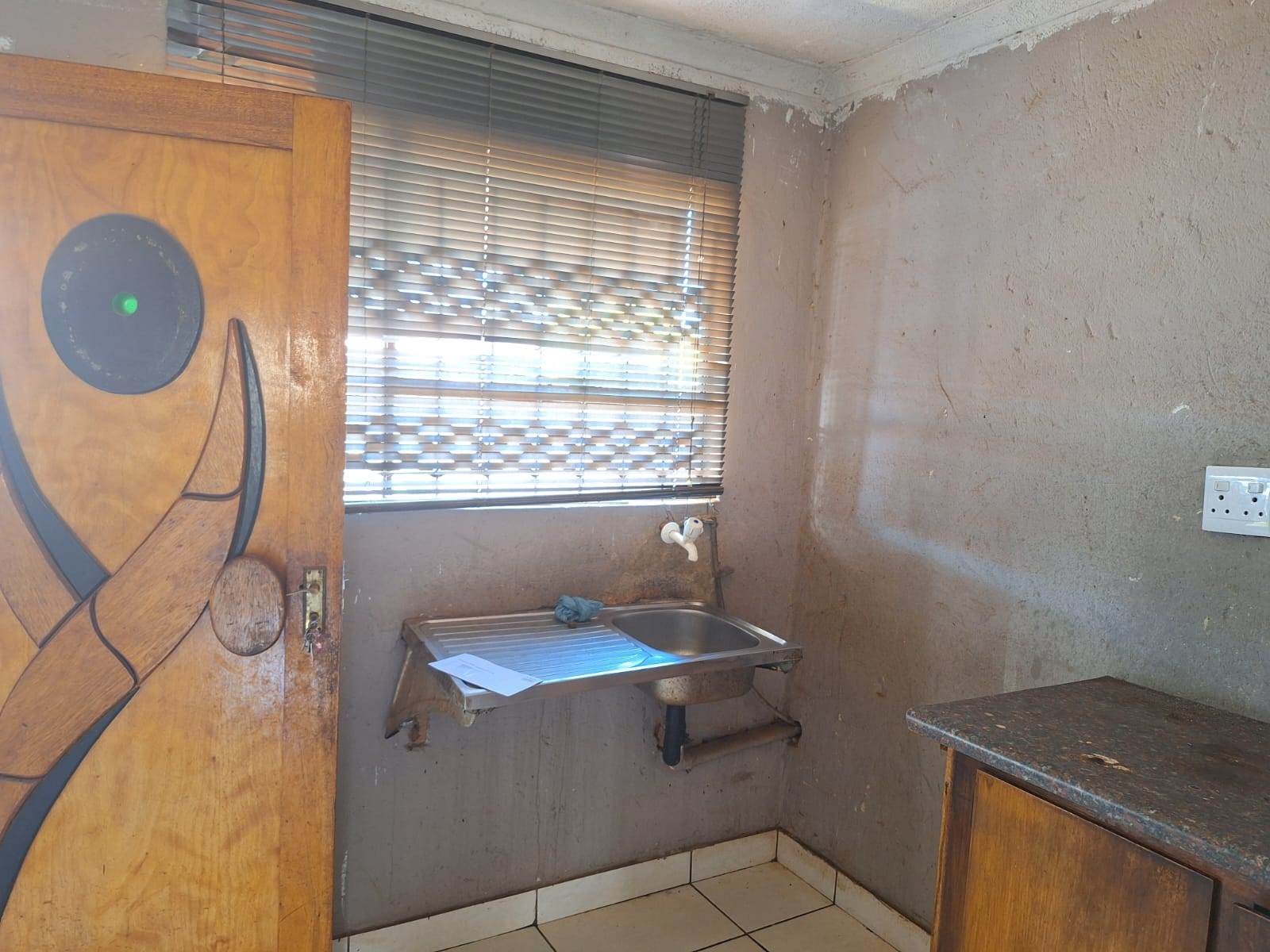 2 Bed House in Soshanguve photo number 29