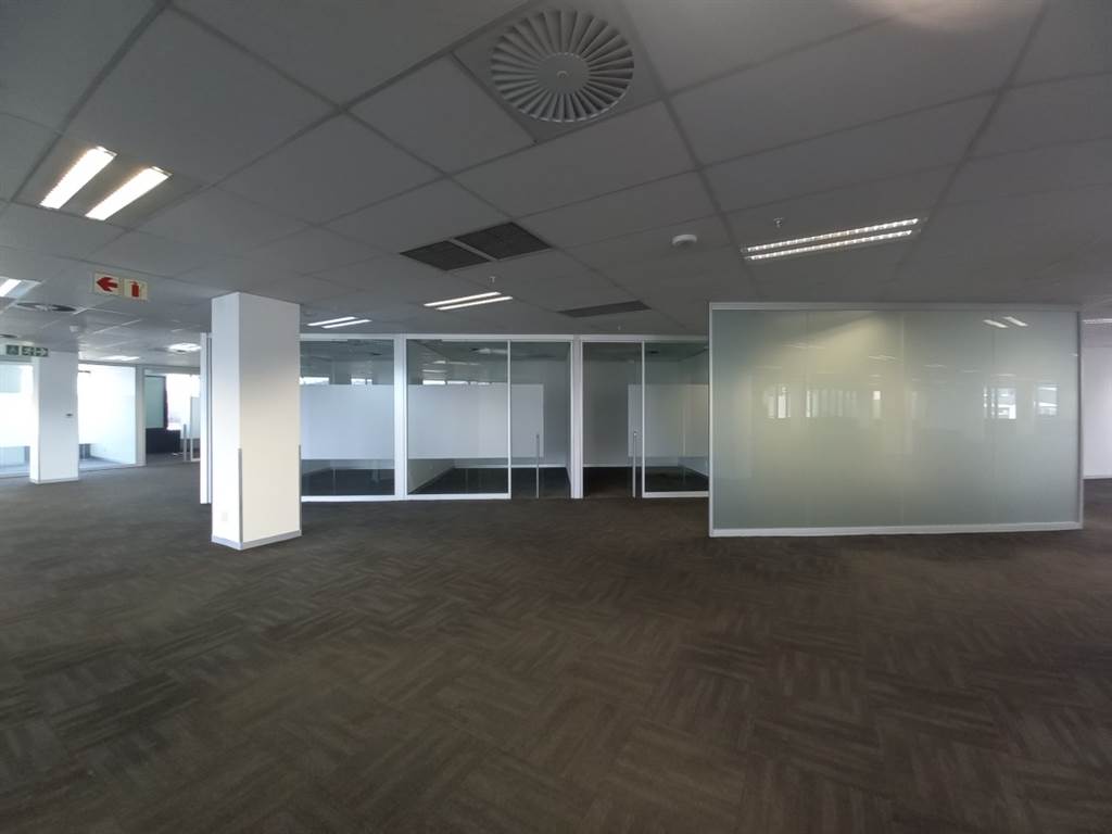 1089  m² Office Space in Menlyn photo number 19