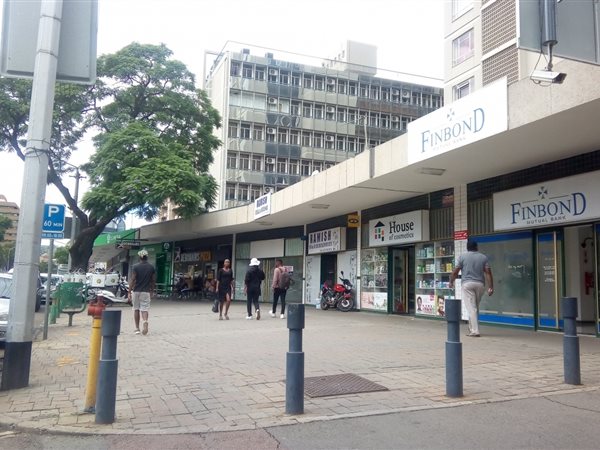 282  m² Retail Space