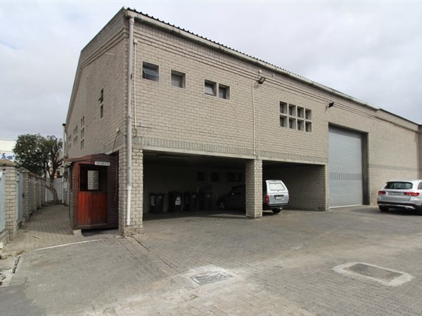 148  m² Industrial space in Milnerton
