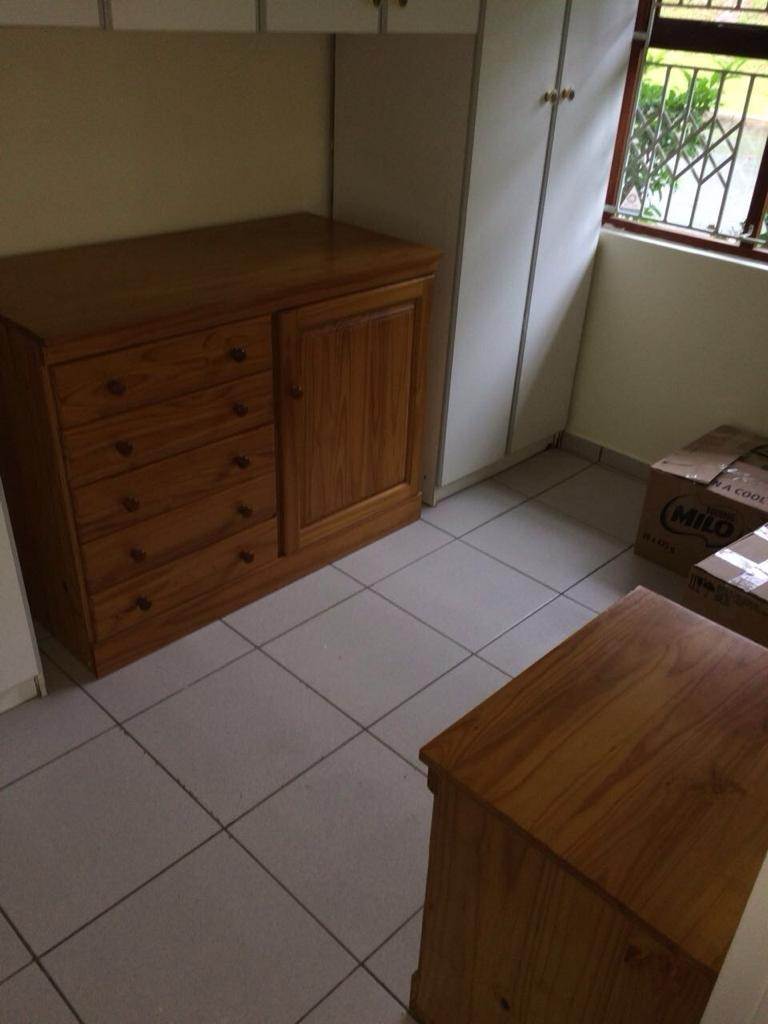 2 Bed Apartment in Pinetown Central photo number 13