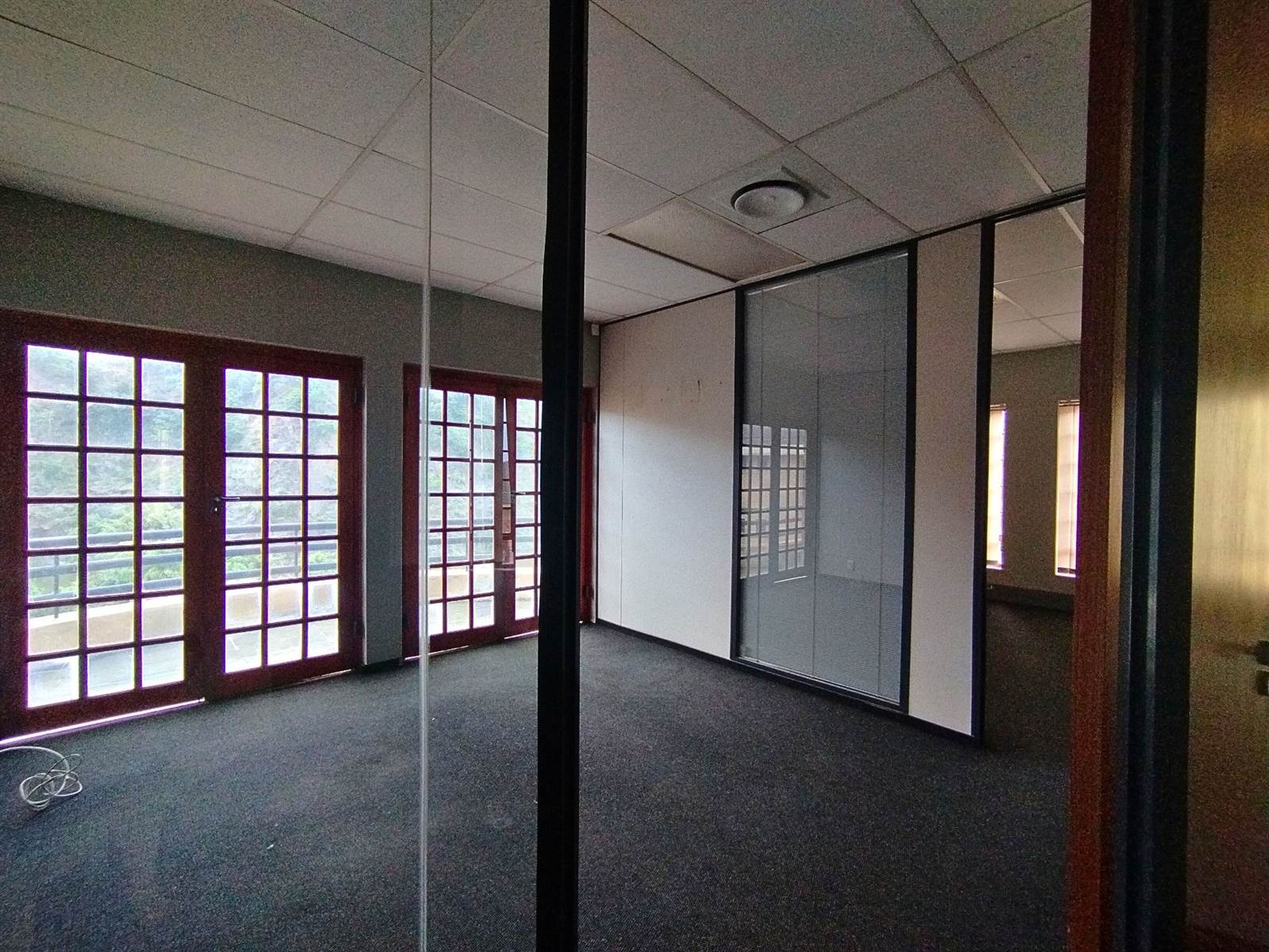 488  m² Office Space in Westville photo number 13