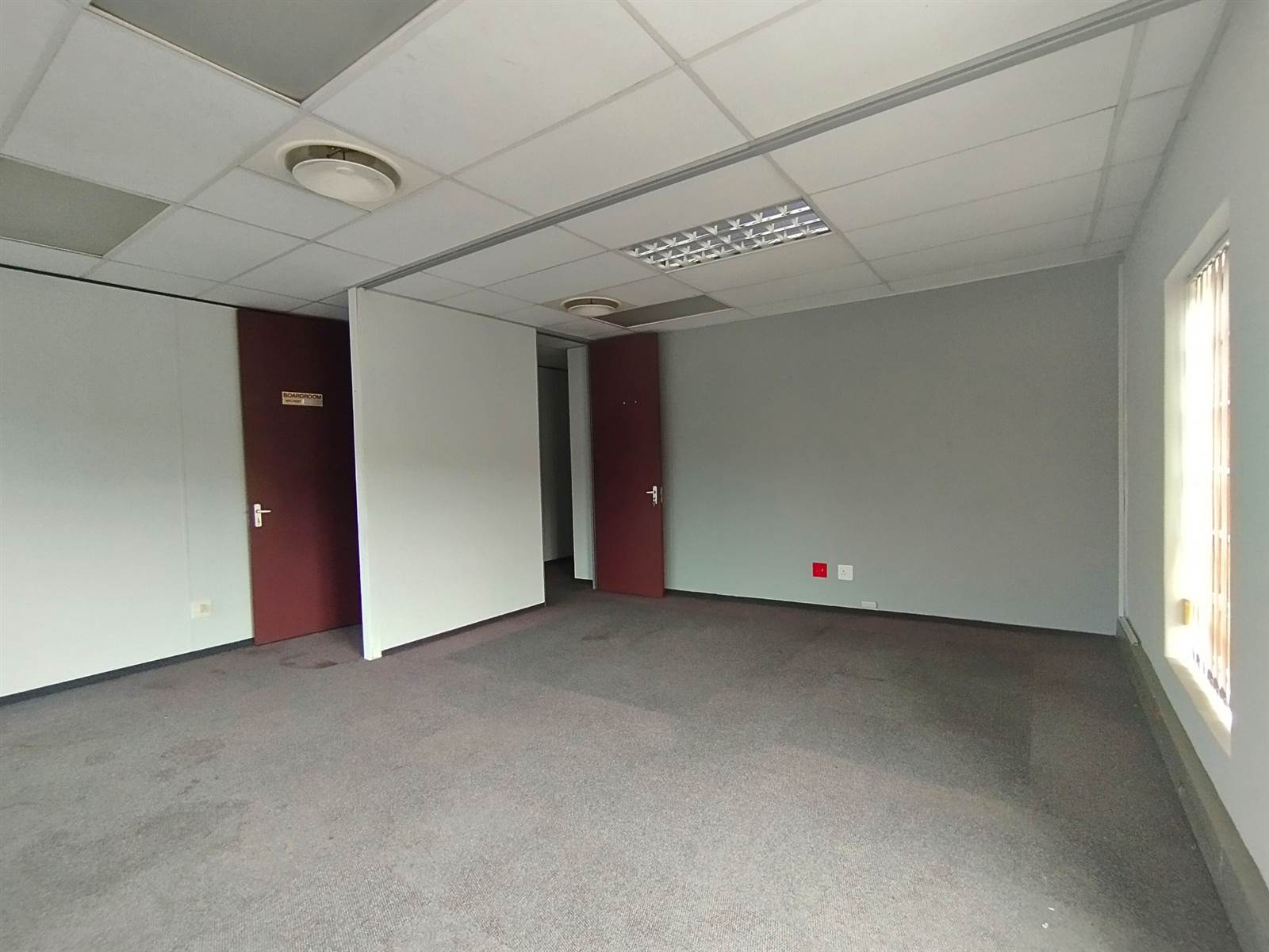 488  m² Office Space in Westville photo number 10