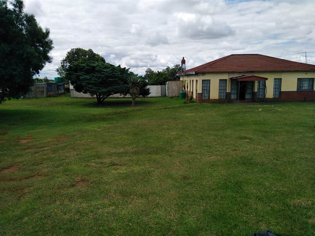 2 m² Land available in Delmas photo number 1