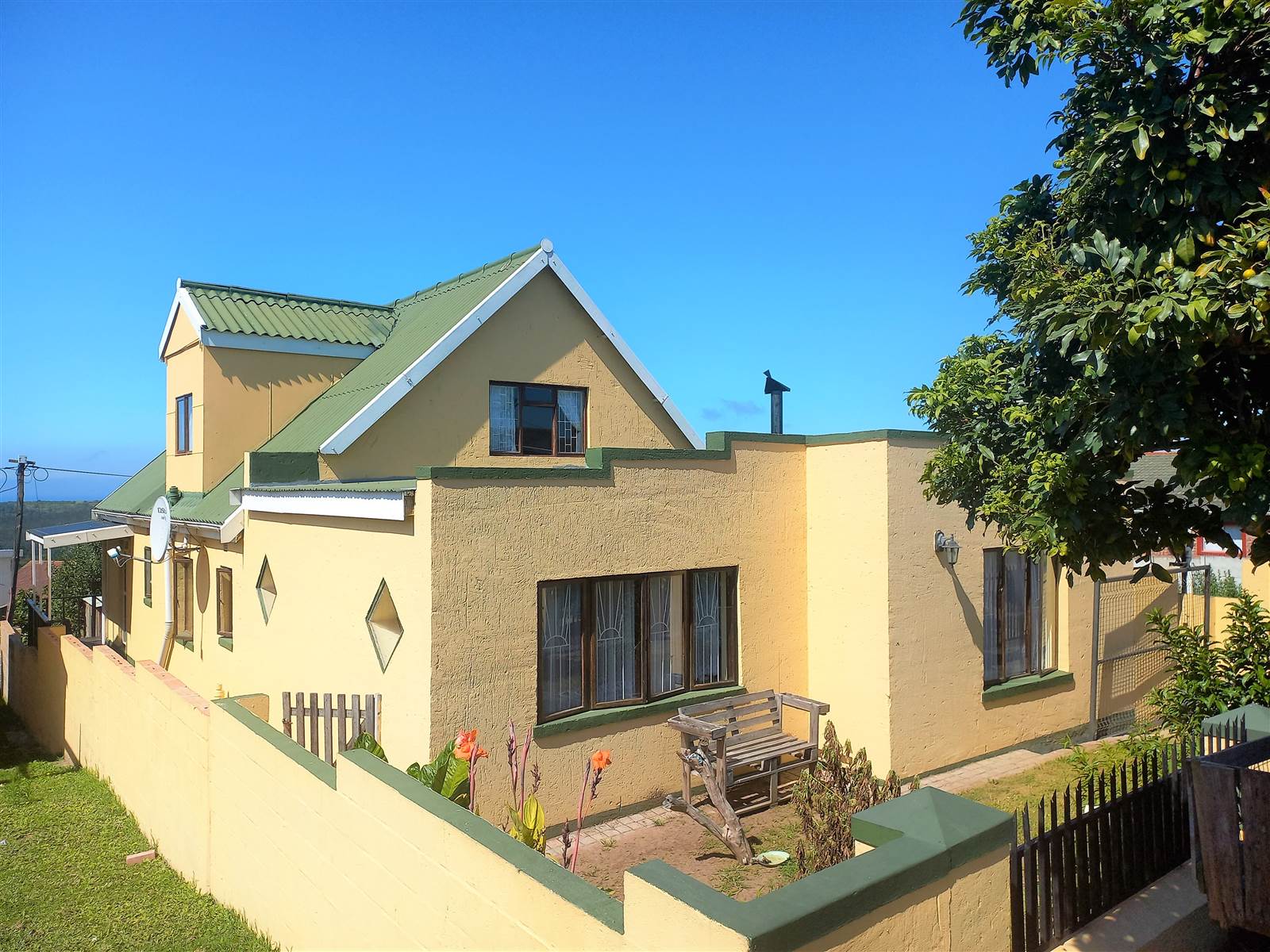 4 Bed House in Pacaltsdorp photo number 2