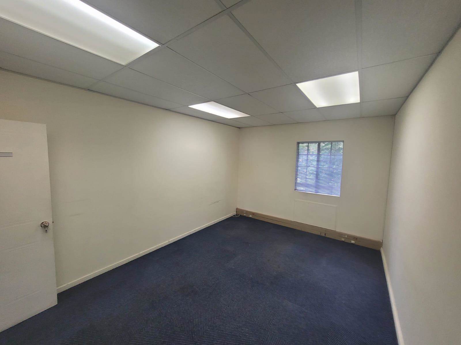 32  m² Commercial space in Kempton Park Central photo number 12
