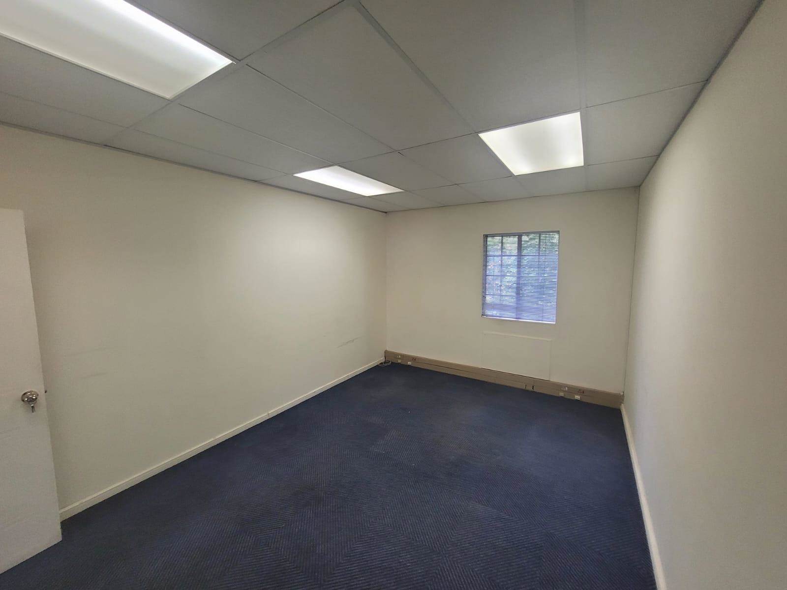 32  m² Commercial space in Kempton Park Central photo number 10