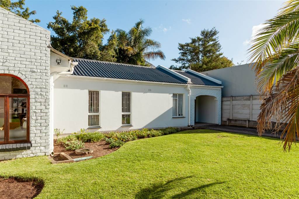 3 Bed House for sale in Loerie Park T4596284 Private Property