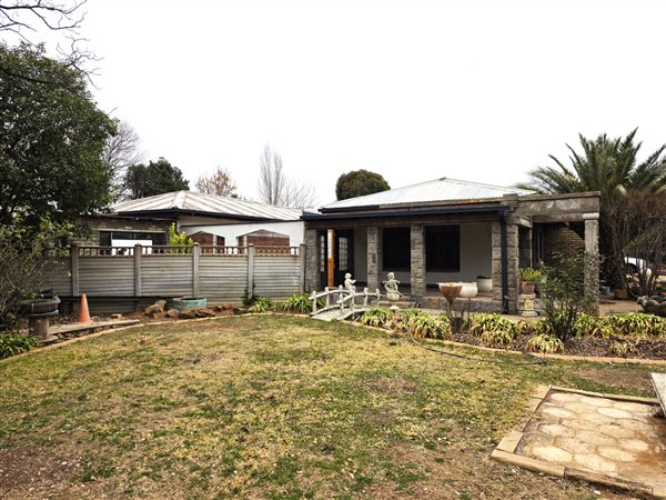 4 Bedroom House 4 Bedroom House