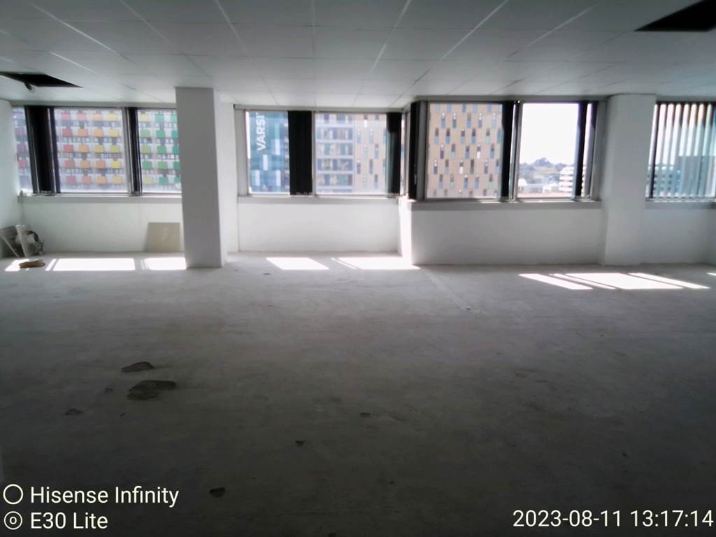 159  m² Office Space in Hatfield photo number 6
