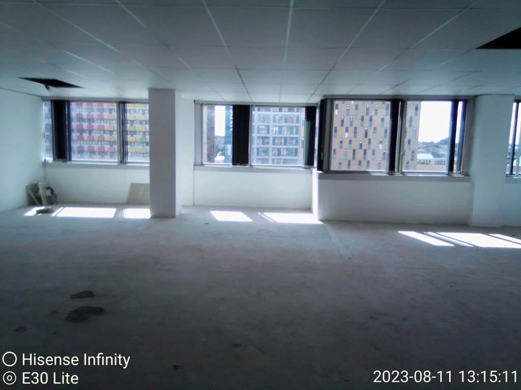 159  m² Office Space in Hatfield photo number 9