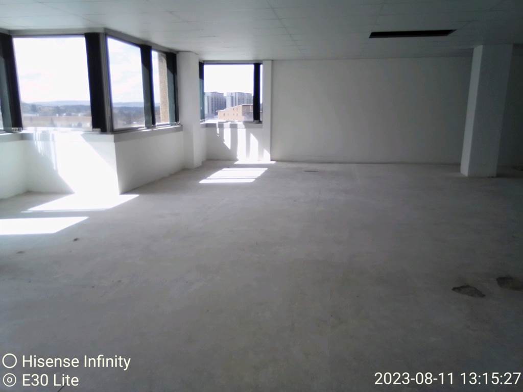 159  m² Office Space in Hatfield photo number 10