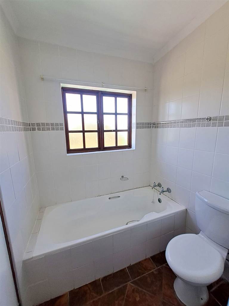 3 Bed Townhouse in Port Alfred photo number 13