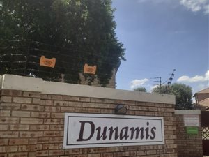 3 Bed Townhouse in Witpoortjie