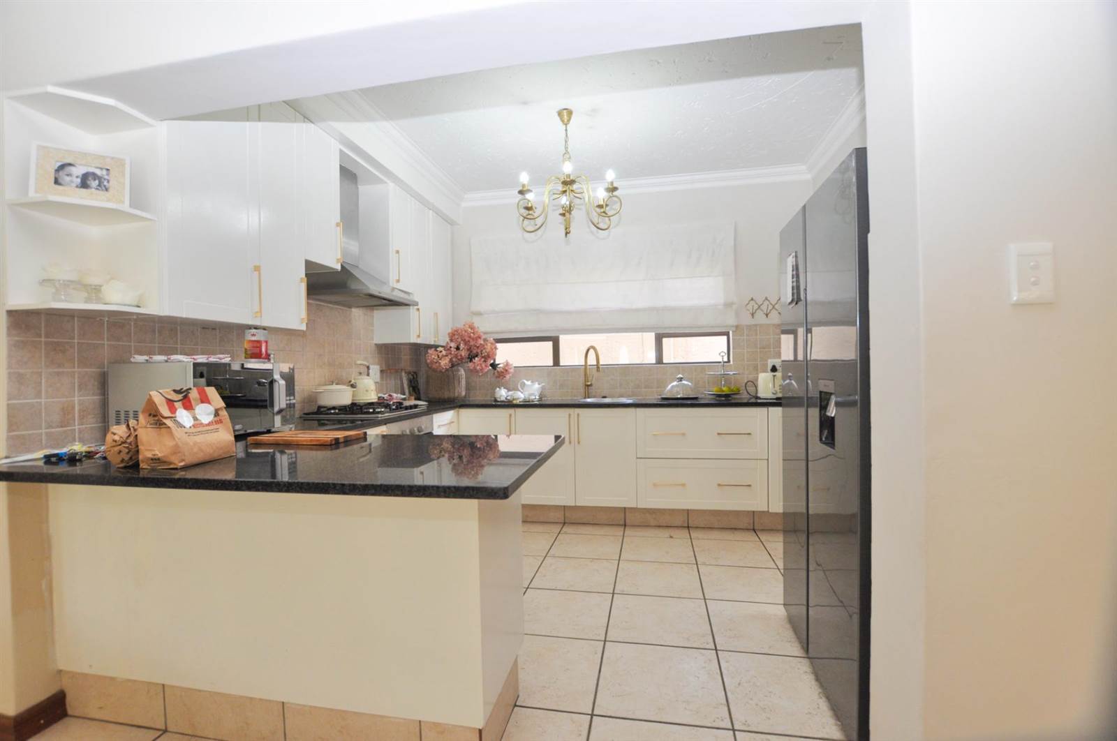 3 Bed Townhouse in Fourways photo number 10