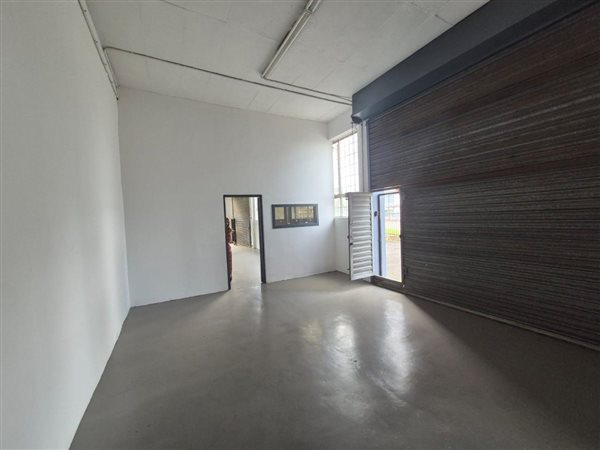 400  m² Industrial space