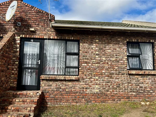 2 Bedroom Townhouse 2 Bedroom Townhouse