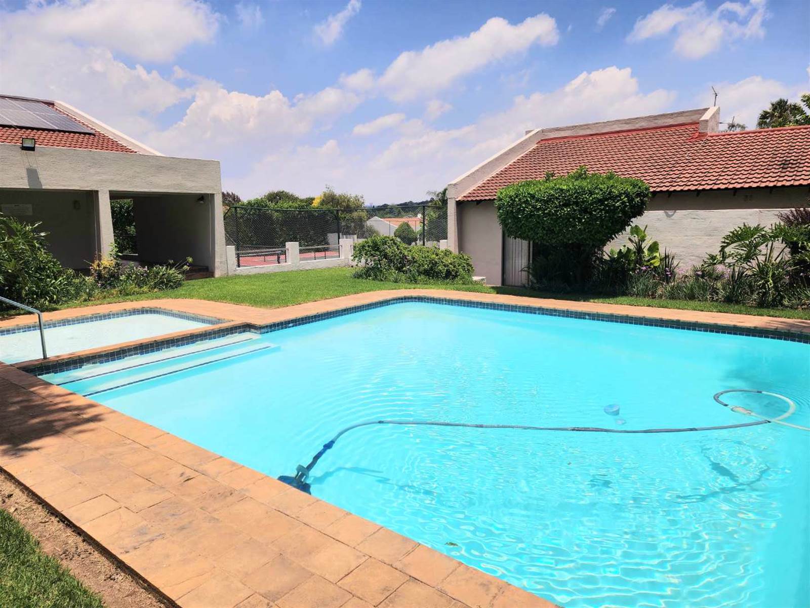 1 Bed Townhouse in Rivonia photo number 15