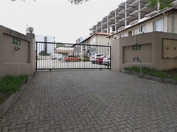 2 Bed Townhouse in Randburg Central