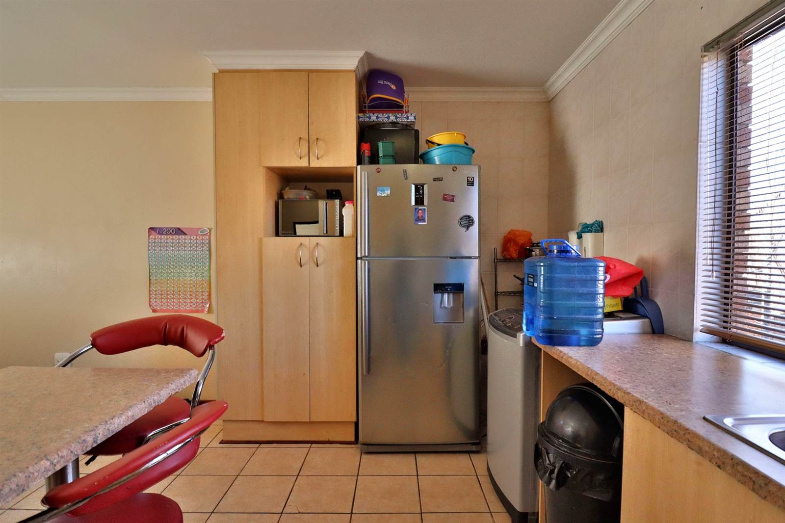 2 Bed Apartment in Spitskop photo number 17