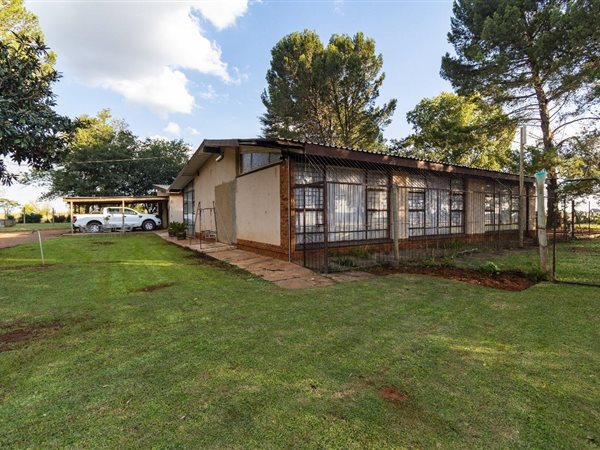 3 Bedroom House 3 Bedroom House