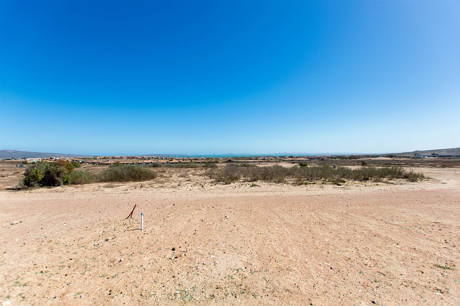 704 m² Land available in Langebaan Country Estate photo number 16